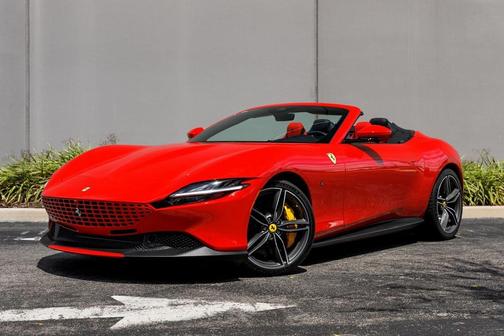 2025 Ferrari Roma Spider Spider