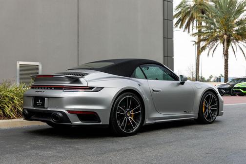 2021 Porsche 911 Turbo S