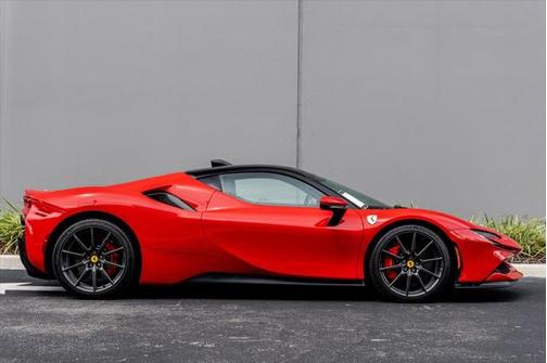 2021 Ferrari SF90 Stradale Base