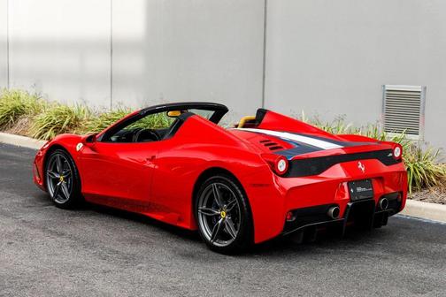 2015 Ferrari 458 Spider Base