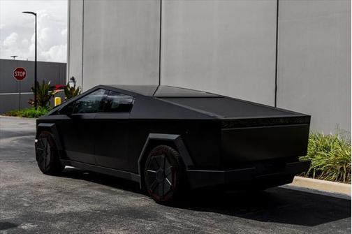 2024 Tesla Cybertruck All-Wheel Drive