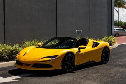 2024 Ferrari SF90 Spider Base