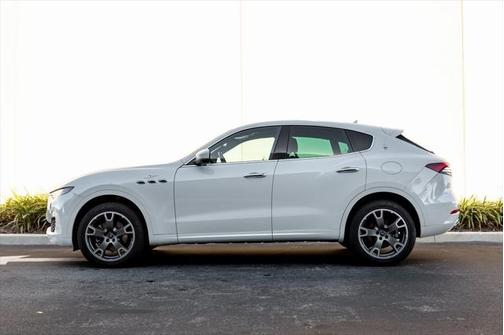 2023 Maserati Levante GT