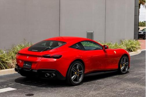 2023 Ferrari Roma Base