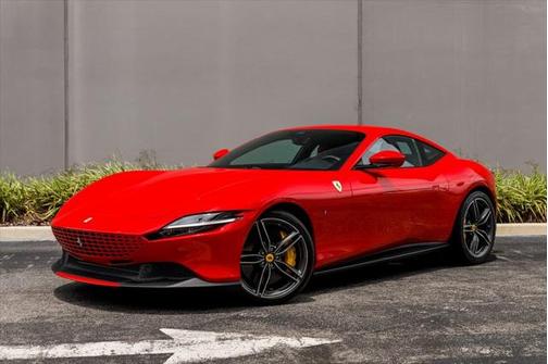 2023 Ferrari Roma Base