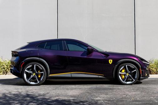 2024 Ferrari Purosangue 