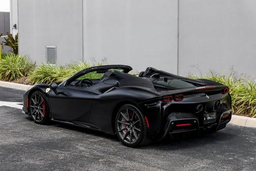 2022 Ferrari SF90 Spider Base