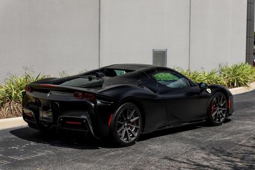 2022 Ferrari SF90 Spider Base