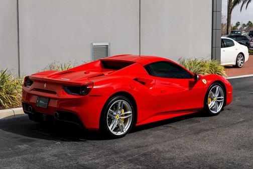 2019 Ferrari 488 Spider Base