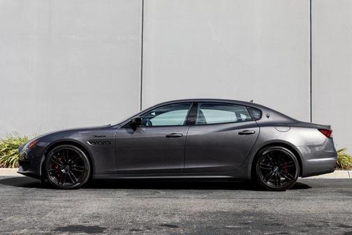 2022 Maserati Quattroporte Modena
