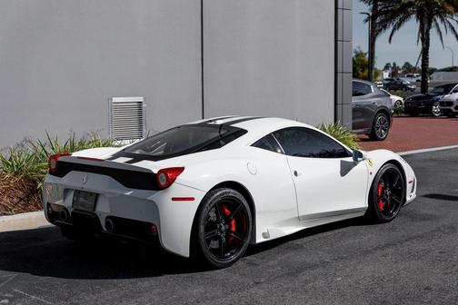 2015 Ferrari 458 Speciale Base