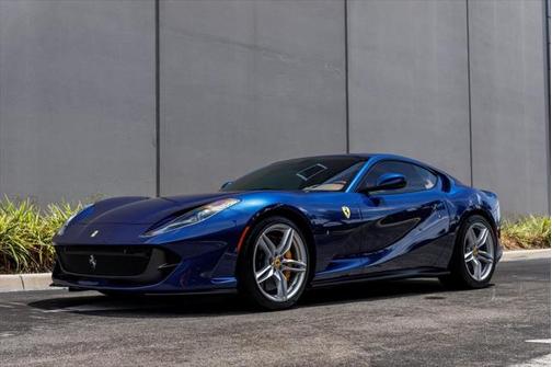 2019 Ferrari 812 Superfast Base