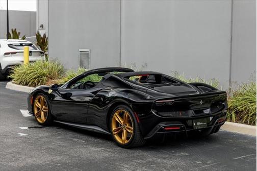 2025 Ferrari 296 GTS Base