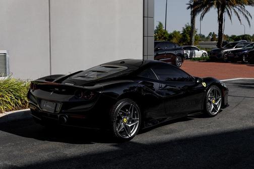 2021 Ferrari F8 Tributo Base