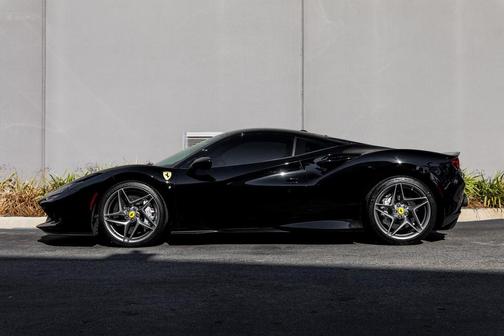 2021 Ferrari F8 Tributo Base