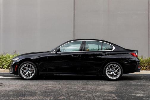 2025 BMW 330 i