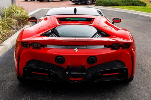 2021 Ferrari SF90 Stradale Base