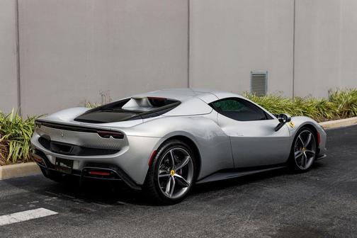 2024 Ferrari 296 GTS 