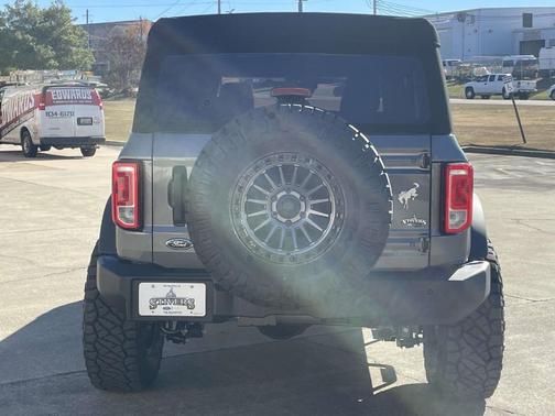 2025 Ford Bronco Base