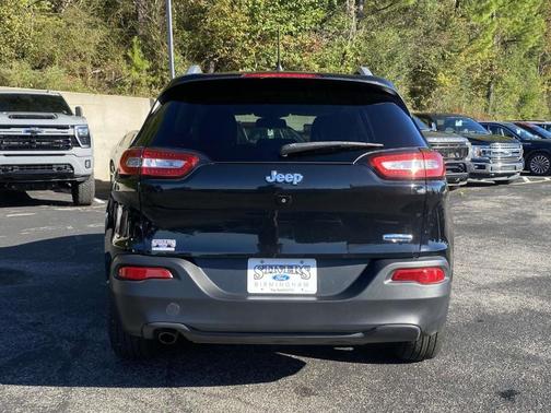 2018 Jeep Cherokee Latitude Plus