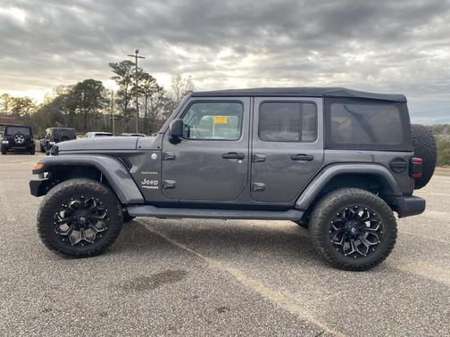 2018 Jeep Wrangler Unlimited Sahara