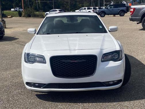 2022 Chrysler 300 S