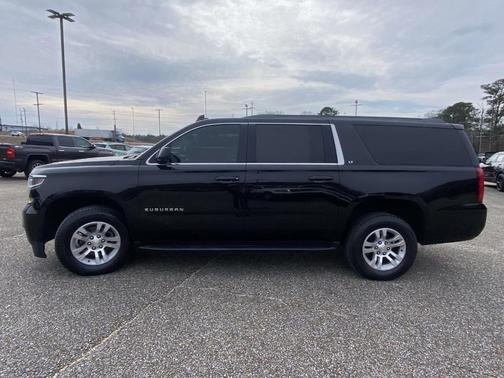 2019 Chevrolet Suburban LT