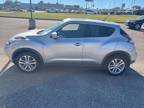 2015 Nissan Juke SV
