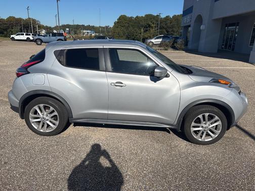 2015 Nissan Juke SV