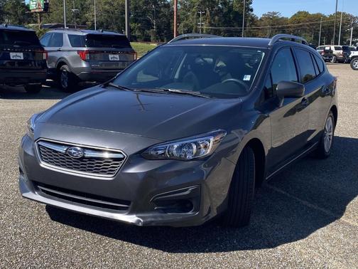 2018 Subaru Impreza 2.0i Premium