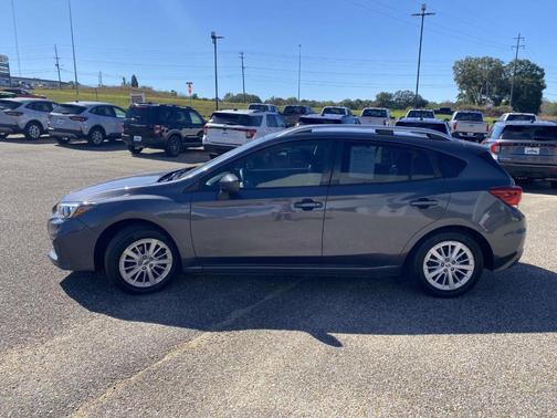 2018 Subaru Impreza 2.0i Premium