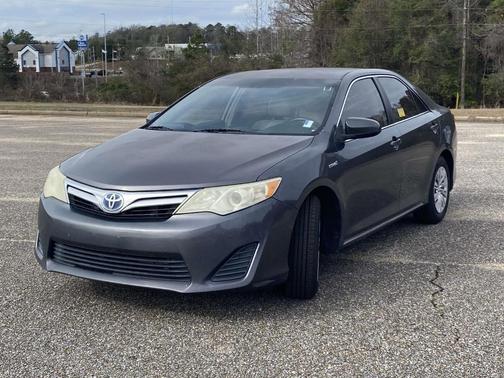 2014 Toyota Camry Hybrid XLE