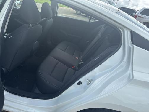 Glacier White 2025 Nissan Altima S