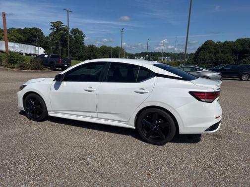 2024 Nissan Sentra SR