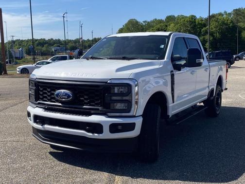 White Metallic 2024 Ford F-250 Lariat