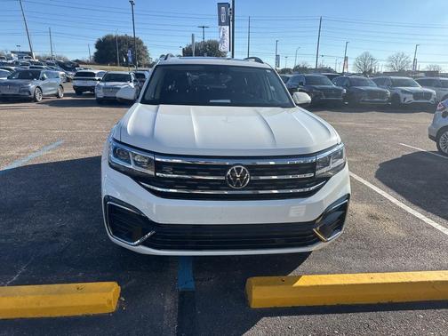 2021 Volkswagen Atlas 3.6 SE w/ Technology R-Line