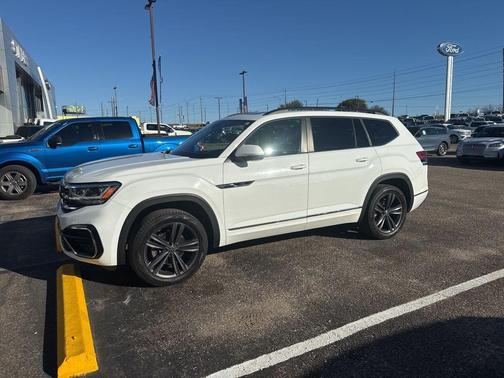2021 Volkswagen Atlas 3.6 SE w/ Technology R-Line