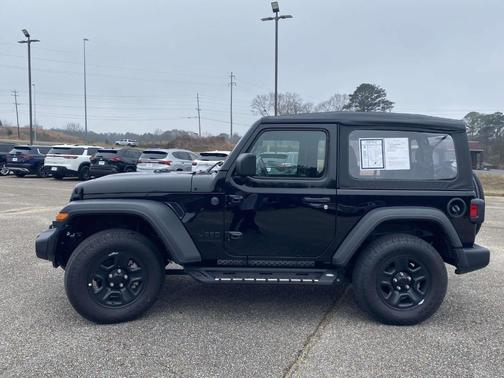 2025 Jeep Wrangler Sport