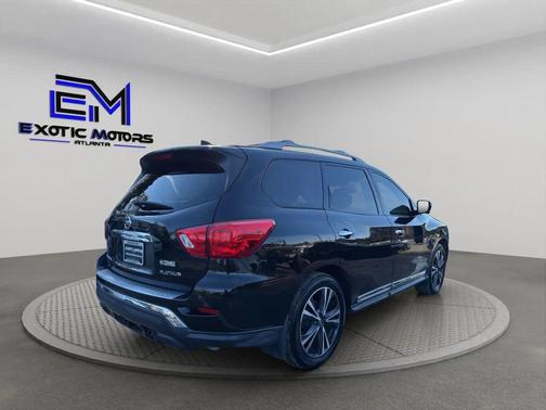2019 Nissan Pathfinder Platinum