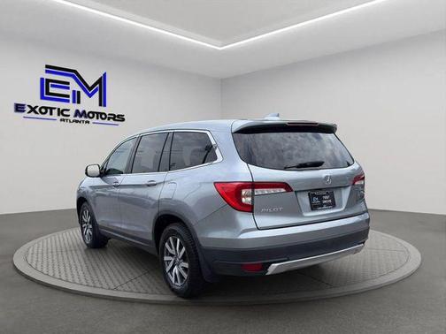 Silver 2021 Honda Pilot EX