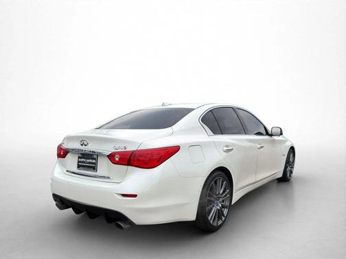 2016 INFINITI Q50 3.0T Red Sport 400