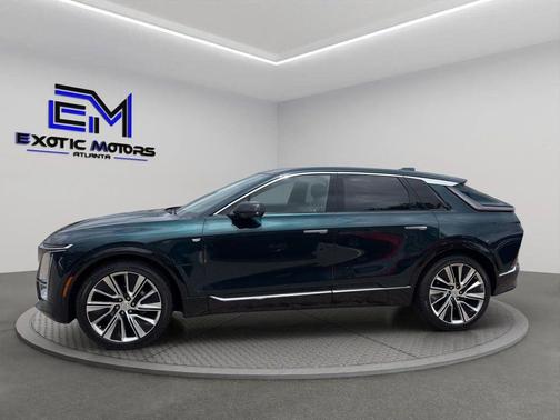 Green 2024 Cadillac LYRIQ Luxury