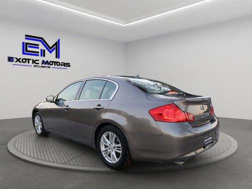 2011 INFINITI G37 Journey