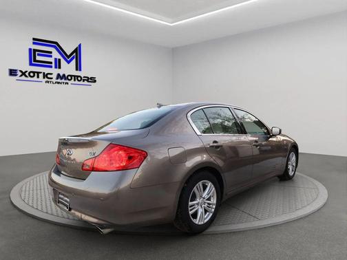 2011 INFINITI G37 Journey