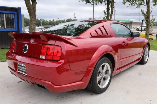 2005 Ford Mustang GT