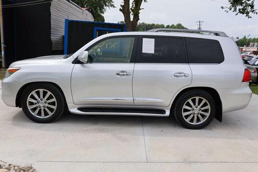 2011 Lexus LX 570 Base