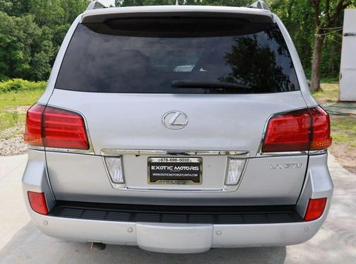 2011 Lexus LX 570 Base