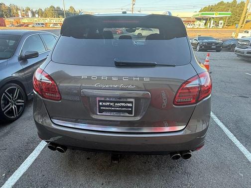 2012 Porsche Cayenne Turbo