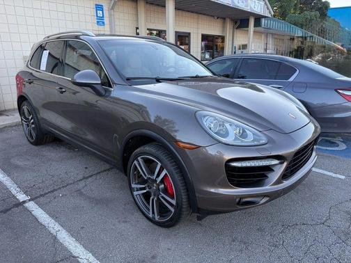 2012 Porsche Cayenne Turbo