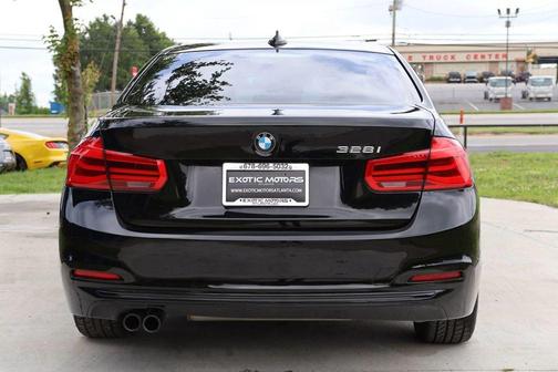 2016 BMW 328 i